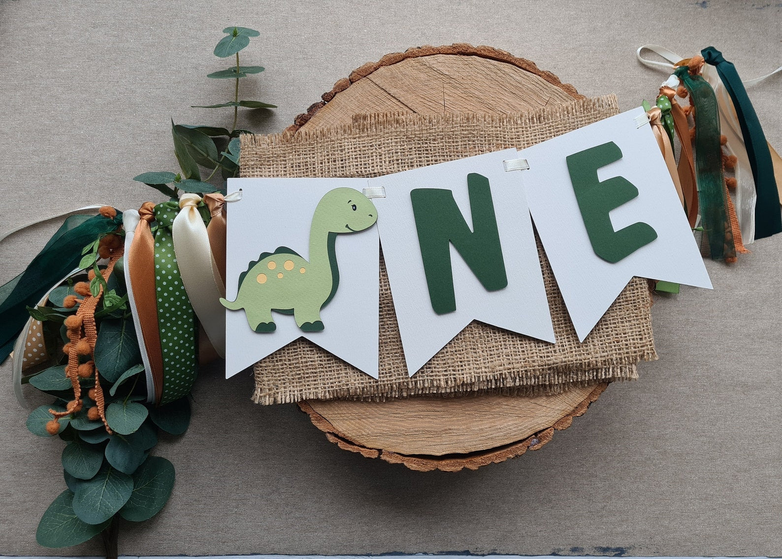 Load video: Dino ONE High Chair Banner with Ribbon Tassels Ready to Use