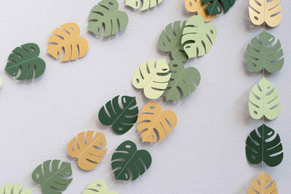 Lion Gold and Green Paper Garland